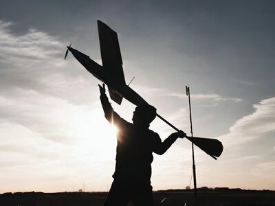 Атаки новых украинских БпЛА превращают ранее безопасные тыловые районы РФ в новые зоны поражения, — Business Insider