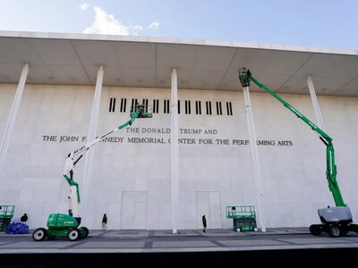 Трамп готов передать Кеннеди-центр Конгрессу после поражения в суде