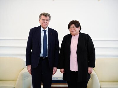 В Конституционном Суде обсудили развитие политико-правовых реформ Казахстана