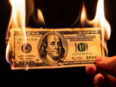 Миллиардеры пересматривают ставку на доллар: инвесторы ищут альтернативы американской валюте 