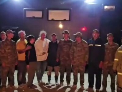  Британские туристы застряли в степях Мангистау: спасательная операция длилась больше суток 