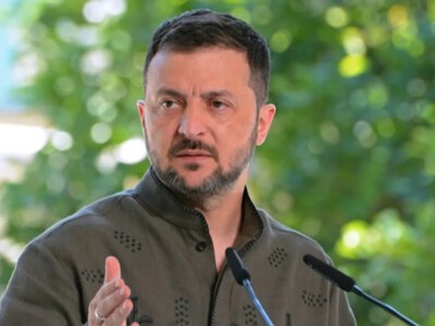 Зеленский заявил, что отмена санкций против РФ фактически усиливает её оборонную промышленность