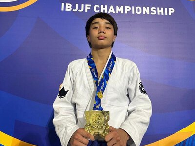 Историческое золото: спортсмен из Караганды стал победителем чемпионата мира IBJJF в США