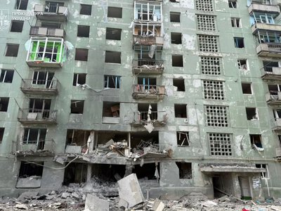 рф сбросила три авиабомбы на многоэтажки в Дружковке, пятеро раненых