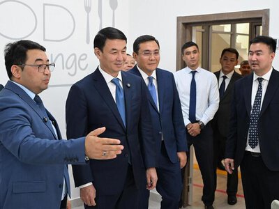 В Алматы ко Дню защиты детей открылся центр инновационного творчества