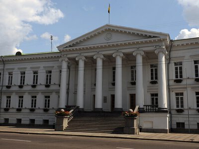 В Полтаве горсовет принял решение о запрете русскоязычных культурных мероприятий