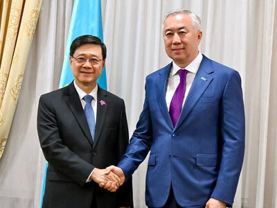 Казахстан и Гонконг обсудили совместные инвестиционные проекты, финансовое сотрудничество и запуск прямого авиасообщения