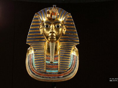 Инопланетное стекло Тутанхамона: ученые решили давнюю загадку странного минерала (фото)