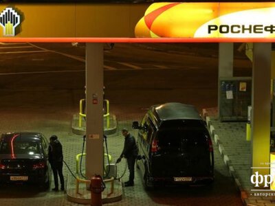 Дефицит топлива добрался до Москвы. На заправках вводят жесткие лимиты