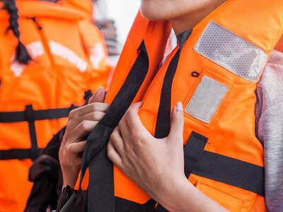МЧС призывает граждан соблюдать правила безопасности на воде