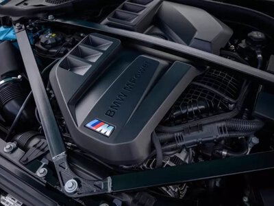 BMW M2 xDrive: Полный привод, который не убил спортивный дух