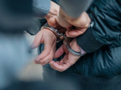  Полиция в Британии арестовала раненого студента, приняв его за убийцу 