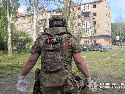 РФ ударила КАБом по жилому кварталу Краматорска: трое погибших и четверо раненых