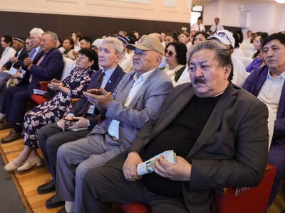 В Урджарском районе отмечено 90-летие Кабдеша Жумадилова