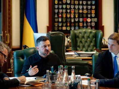 Зеленский и Стармер обсудили подготовку к встречам и переговорам по вопросам вооружения для обороны и дипломатии с целью завершения войны