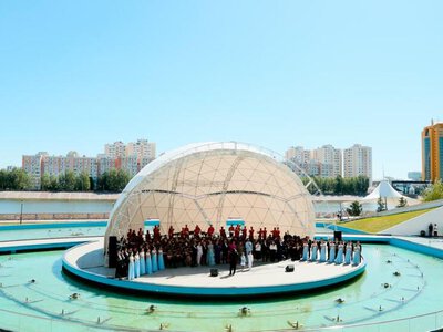 День государственных символов: в Астане работники сферы культуры исполнили Гимн