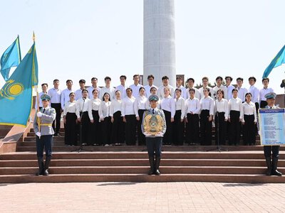 Прошла общенациональная патриотическая акция «Рәміздер рухы – Конституцияның күші»