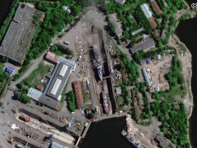 Бойкий под угрозой списания: появились спутниковые снимки после удара ВСУ по кораблю РФ