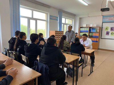 В Жамбылском районе состоялась встреча, направленная на профилактику экстремистской идеологии среди молодежи