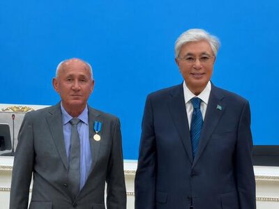 Еңбек адамы. Труд, отмеченный Президентом