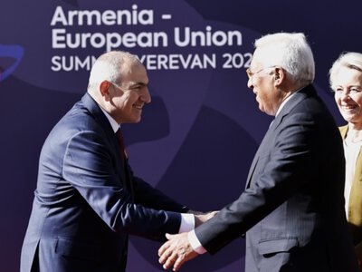 ЕС пообещал Армении поддержку на фоне давления со стороны России