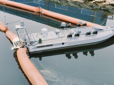 В порту Румынии взорвался морской дрон: Минобороны намекает на его украинское происхождение (видео)