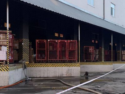 В Киеве на Новой почте произошел взрыв: сортировочное депо остановило работу