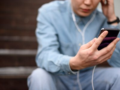 Старый смартфон поможет каждому сэкономить деньги: 5 верных способов (фото)
