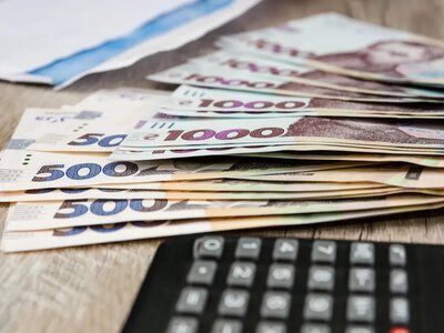 Кабмин обещает зарплаты до 44 тысяч гривен: когда ждать повышения