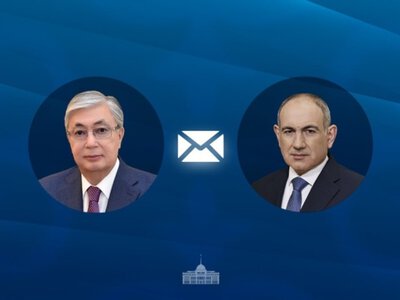 Токаев поздравил Пашиняна с победой на парламентских выборах