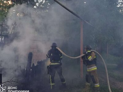 В Донецкой области спасатели ликвидировали пять пожаров после российских обстрелов
