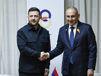  Зеленский и МИД поздравили Пашиняна с победой на парламентских выборах в Армении 