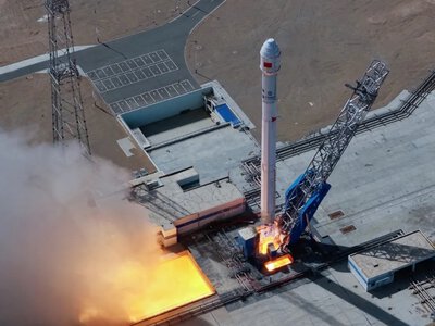  Китай вывел на орбиту два новых спутника с помощью ракеты Zhuque-2E 