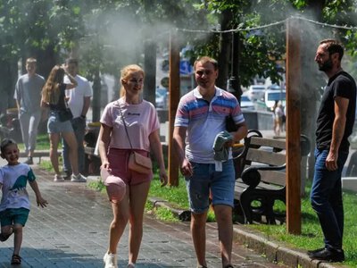Як спека впливає на здоров'я: симптоми перегріву та поради лікарів