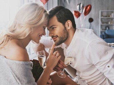 Как красиво принимать комплименты и не краснеть: простые советы