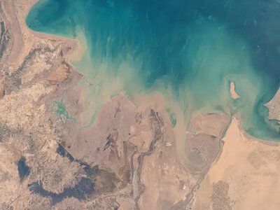 США и Иран обменялись ударами вторую ночь подряд, Тегеран атаковал американские базы в Иордании, Кувейте и Бахрейне