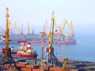 Удары по портам Одессы угрожают Украине обвалом экспорта