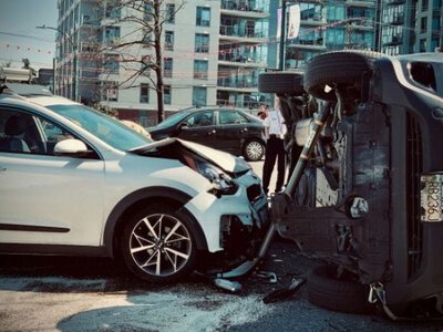 Цена скорости в городе: почему эксперты требуют лимит 30 км/год, отмену «популистских» +20 км/год и усиление сети камер фотофиксации