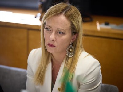 Мелони заявила, что ЕС должен найти посланника для переговоров с Россией