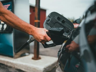 Самый тяжелый кризис за три года: топливо стремительно дорожает по всей России
