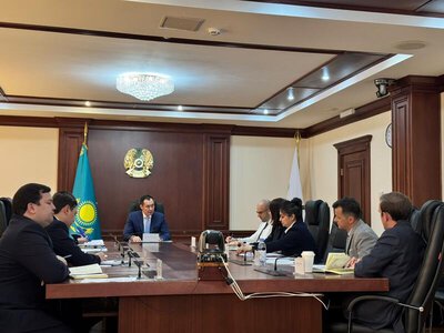 Вице-министр энергетики провел встречу с представителями Fitch Ratings