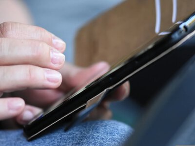 Прослушка телефона - как узнать, следят ли за вами, и как защититься
