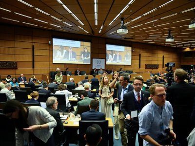 МАГАТЭ приняло резолюцию с требованием к Ирану сообщить о запасах урана и допустить инспекторов