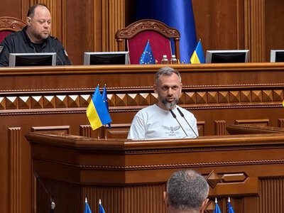 В Раде принес присягу новый народный депутат