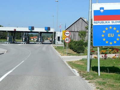 Словенія скасовує перевірки на кордонах з Хорватією та Угорщиною
