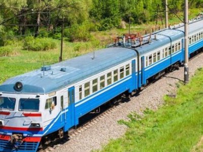 Дополнительные поезда в Карпаты и изменения в пригородном сообщении: что ждет пассажиров «Укрзализныци»