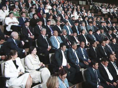  Депутат Айдос Сарым подвел итоги работы фракции AMANAT в Мажилисе 