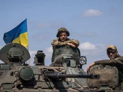 Зеленский рассказал, сколько будут платить в украинской армии