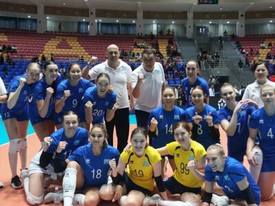  Казахстанские волейболистки стали первыми в группе и вышли в 1/2 финала 