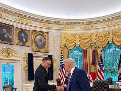 Усик встретился с Трампом в Белом доме: фото появилось в сети. ОБНОВЛЕНО